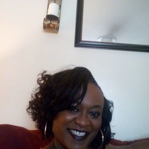 Meet your Posher, Faye